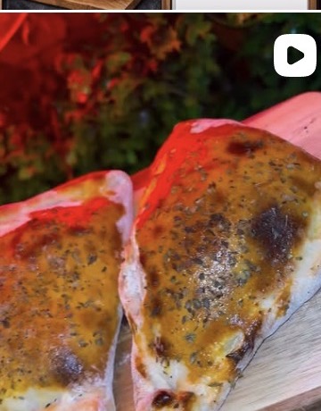 Pizza calzone Dona Margherita saída do forno